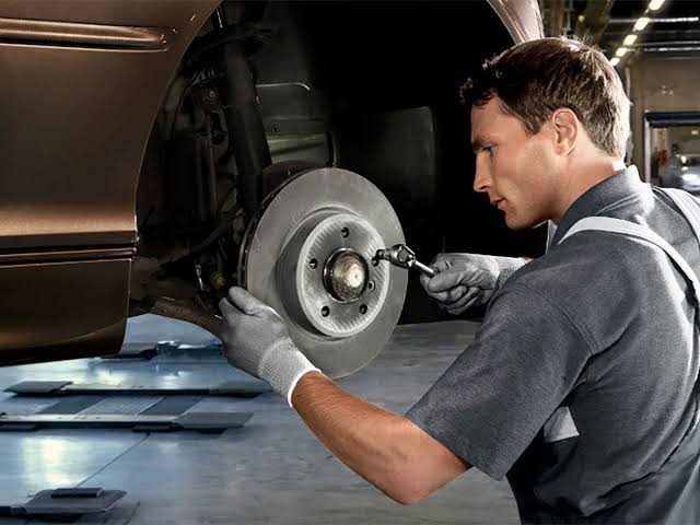 Car Shakes After New Tires And Alignment, Car Shakes After New Tires And Alignment [9 Effective Solution], KevweAuto