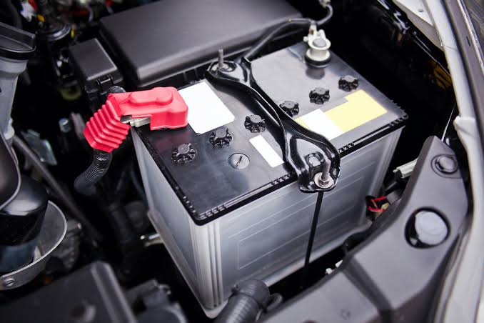 Loose Car Battery Connection, Loose Car Battery Connection [7 Common Signs], KevweAuto