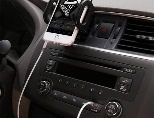 Car Radio Keeps Switching From Aux To Radio, Car Radio Keeps Switching From Aux To Radio (8 Causes And Solution Tips), KevweAuto