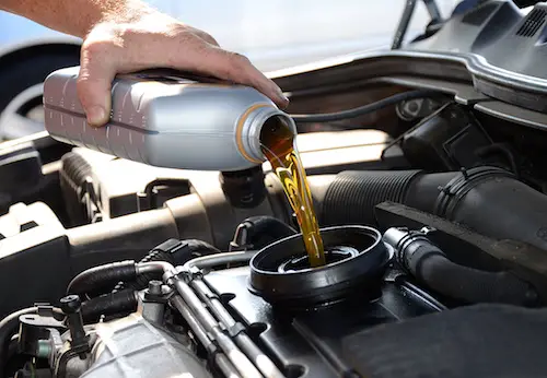 Can I Use Car Engine Oil For Generator, Can I Use Car Engine Oil For Generator &#8211; The Pros and Cons, KevweAuto