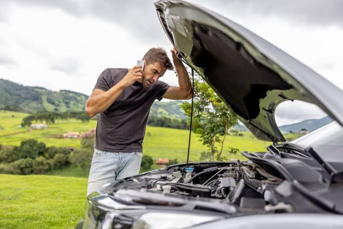 What Are The Symptoms Of Engine Oil Pump Failure? (7 Common Symptoms)