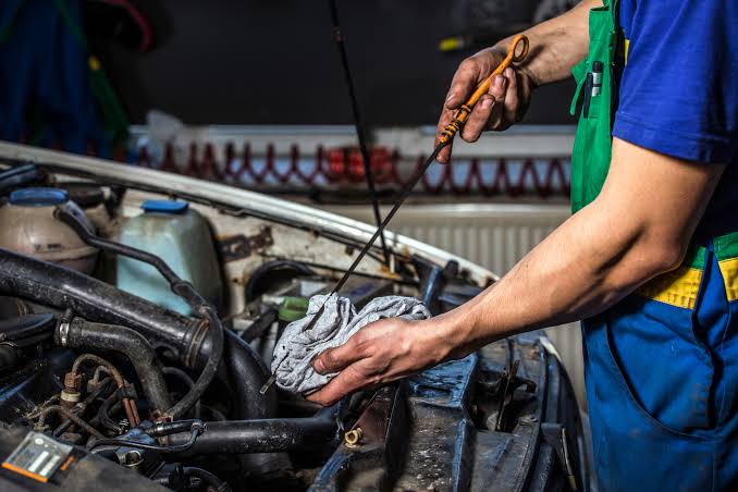 What Are The Symptoms Of Engine Oil Pump Failure, What Are The Symptoms Of Engine Oil Pump Failure? (7 Common Symptoms), KevweAuto